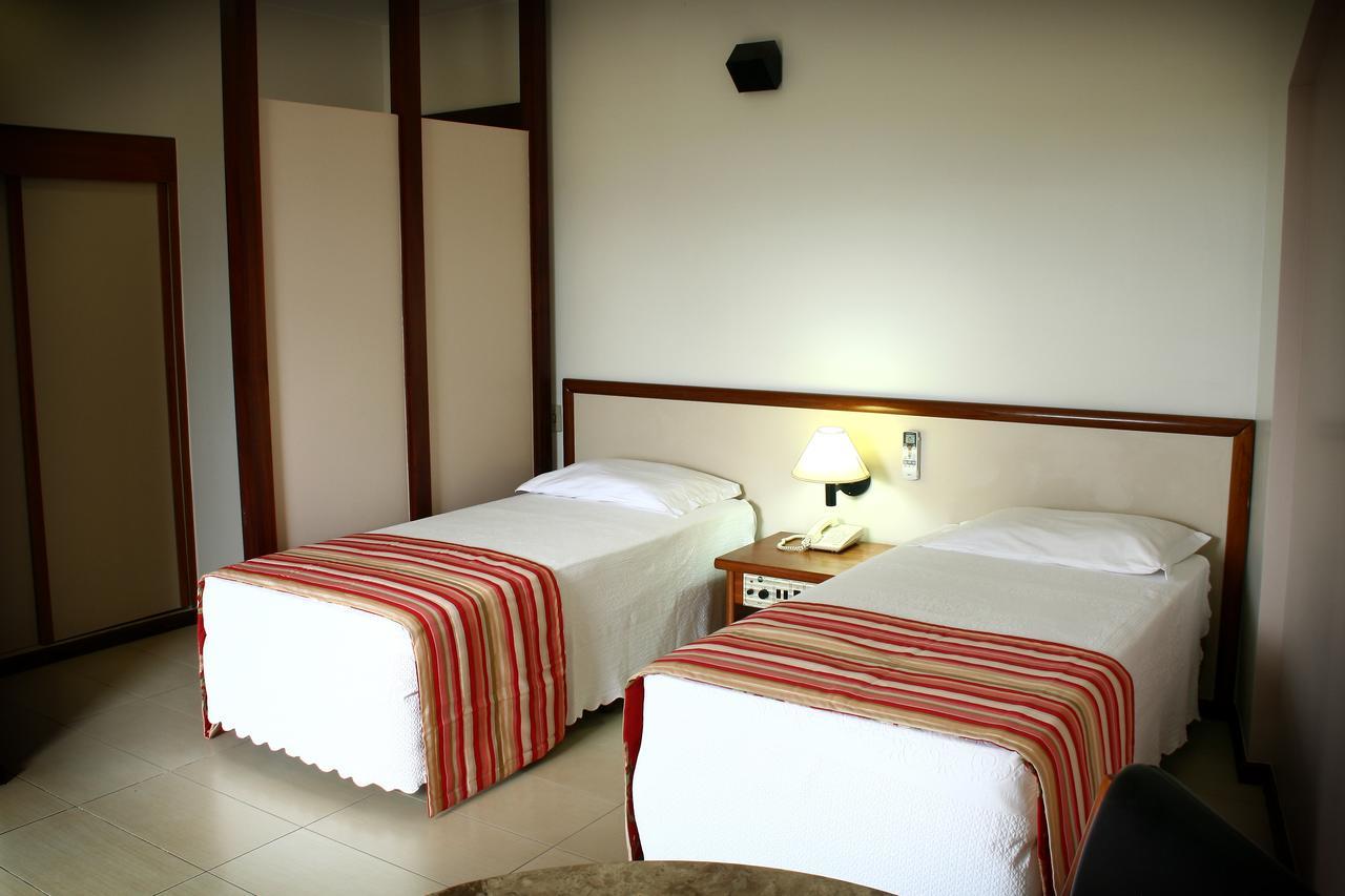 Hotel Beira Rio Itumbiara Esterno foto